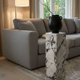 Handmade Calacatta Viola Marble Plinth Cube Side Table - thumbnail 3