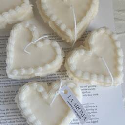 Lace Edge Cream Cake Candle, Soy Beeswax, Birthday Gift For Her, Handmade Home Decor - thumbnail 3