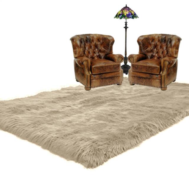 Round Faux Fur Shag Rug, White/Off White, Hand Crafted - image 1