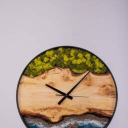 Wooden Wall Clock With Moss, Green Moss Scandinavian Home Decor, Resin Wood Art - thumbnail 4