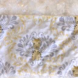 Handmade Modern Baby Yellow Giraffe Minky Blanket - thumbnail 3