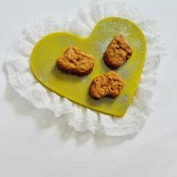 Chicken Nugget Heart Wall Hanging/Fake Food/ Food D??cor/Kitchen D??cor/Dopamine D??cor/Pop Art/Valentines Day Gift/Kitschy Gift/ Art - thumbnail 3