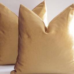 Set Of 2 Velvet Pillow Covers Solid Gold Decorative Throw Pillows - thumbnail 2