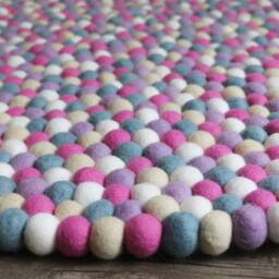 Pinkish Handmade Wool Pom Carpet, Felt Ball Rug For Living Room, Warm & Comfortable Kids, Foot Near Bed Room - thumbnail 4
