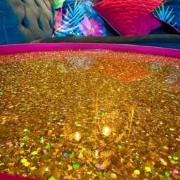 Round Coffee Table , Art Deco Cheetah Leopard Design. Hot Pink & Gold Glitter. Table, Lift Off Top For Storage. End Lounge - thumbnail 3