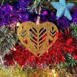 Wooden Heart Christmas Tree Decoration - Beautiful Xmas Ornament in Oak, Walnut Cherry Wood Or Silver, Gold, Red, Green Glitter - thumbnail 4