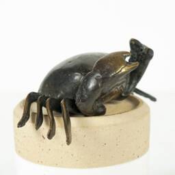 Bronze Crab Statue, 1.4 Inch Animal Figurine, Ocean, Handmade, Miniature, Ornament, Unique, Room Decor, Office Memorial Gift - thumbnail 3