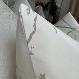 Sanderson Birds Design Cushion Cover, Scatter Pillow Stunning Designer Dawn Chorus Fabric , Ivory - Blue - thumbnail 3