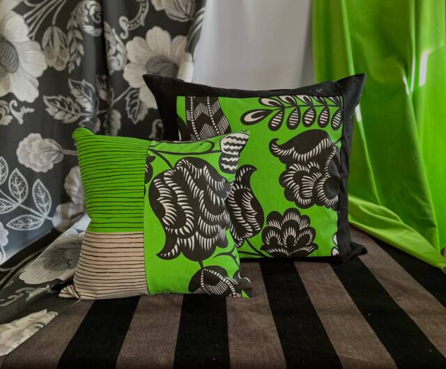 "Designers Guild, 16""x 16" - image 1