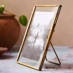 Pure Brass Photo Frame/Recycled Glass & Portrait Frames Sizes - 4x6, 5x7, 8x10 - thumbnail 2