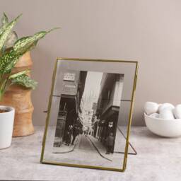 Pure Brass Photo Frame/Recycled Glass & Portrait Frames Sizes - 4x6, 5x7, 8x10 - thumbnail 3