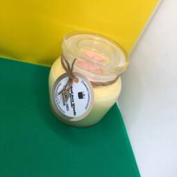 Winnie The Pooh Hundred Acre Woods Soy Candle Manuka Honey Scented - thumbnail 2