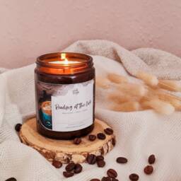 Reading At The Caf?? Coffee Candle, Cream & Caramel For Book Lovers