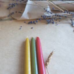100% Pure Beeswax Taper Candles - 18 Hour Burn Time Each - Handmade, All Natural, Unscented Honey Dipped Style - thumbnail 2