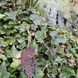 Rustic Spartan Helmet Christmas Ornament Military Wall Decor - 10cm - thumbnail 3
