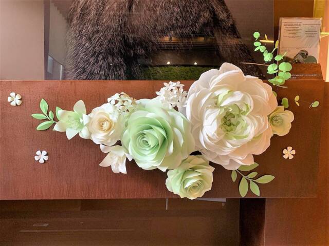 Large Paper Flower Wall Decor Set, Green & White Peony - image 1