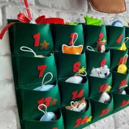 Custom Toddler Christmas Tree With 24 Soft Felt Ornaments Ribbons + Felt Advent Calendar Pockets - thumbnail 3