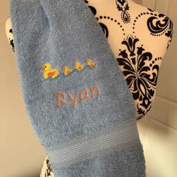 Ducks Towel - Personalised Face Cloth/Hand Bath = Embroidered - thumbnail 3
