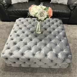 Extra Large Upholstered Handmade Chesterfield Coffee Table , None Storage Box Ottoman Puffy Stool - thumbnail 2
