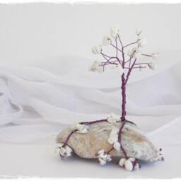 Howlite Wire Tree Sculpture, Copper Wire, Greek Pebble Base - thumbnail 3