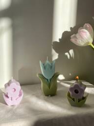 Flower Candle Gift For Mum - Handmade Soy Wax Decorative Pastel Home Decor Mother's Day Easter Decoration - thumbnail 1