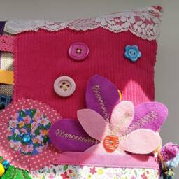 Dementia Gifts, Personalized Alzheimer's Sensory Cushion Summer Fidget Pillow, Floral Gift For Mom Nana Self Care Home Fidget Personalised - thumbnail 3