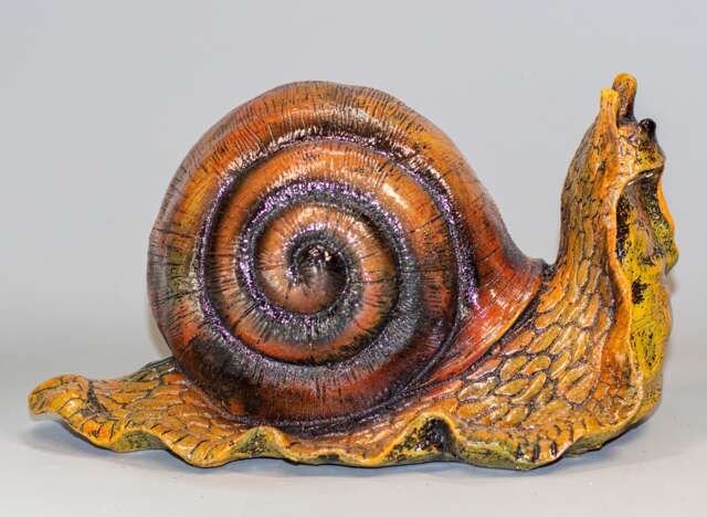 Snail Statue Garden Sculpture Slug Cochlea Figurine Large Flowerbed Keepsake Gifts Outdoor Back Yard Decorations Lawn Wildlife Animal - image 1