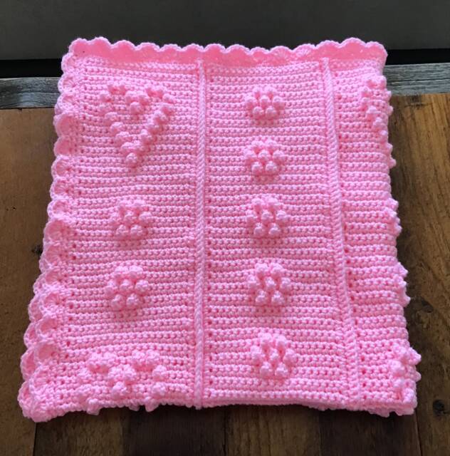 Hearts & Flowers Crochet Baby Blanket Pattern - image 1