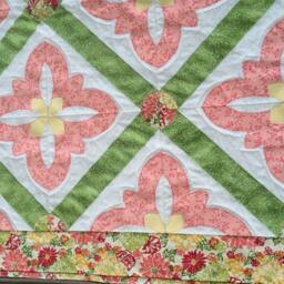 "Blooming Flower Wall Hanging, Baby Quilt, 33"" X 39.5" - thumbnail 3