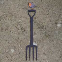 Mini Robin On Fork Metal Garden Stake - Outdoor Bird Sculpture - Rustic Decor Robins Ornament For Plant Pots - thumbnail 3