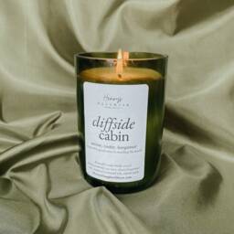 Cliffside Cabin Wine Bottle Candle - Vetiver & Bergamot - thumbnail 3