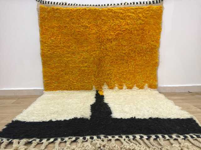 Moroccan Rug - Handmade Area Yellow Rugs For Living Room Wool Berber Rug- 4x6 Aboujaad - image 1