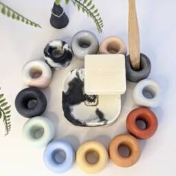 Curve Concrete Toothbrush Holder - 35 Colours Eco Friendly Bamboo Storage Bathroom Decor Organisation - thumbnail 3