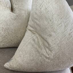 "Luxury Cushion Cover, Modern Pillow Cream - Gold Shimmer Designer Fabric. Herringbone Design Double Sided, 16"" 18"" 20"" 22"" 24"" 26" - thumbnail 3