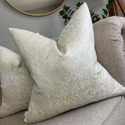 "Luxury Cushion Cover, Modern Pillow Cream - Gold Shimmer Designer Fabric. Herringbone Design Double Sided, 16"" 18"" 20"" 22"" 24"" 26" - thumbnail 2