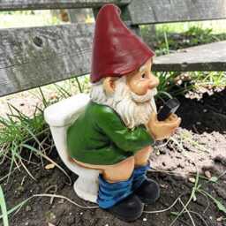 Funny Gnome On Phone Quirky Garden Statue, Decor, Outdoor Decoration , Statues - thumbnail 2
