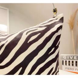 Zebra Stripe Velvet Throw Pillow Cover - thumbnail 3