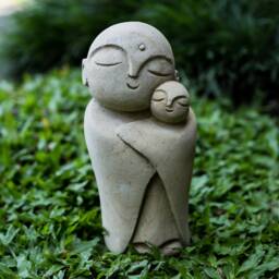 Jizo Buddha With Baby 8 Inch/20 cm, Sculpture, Gift For Mom, Zen Buddha, Garden Decor, Children Guardian, Traveler Guardian - thumbnail 3