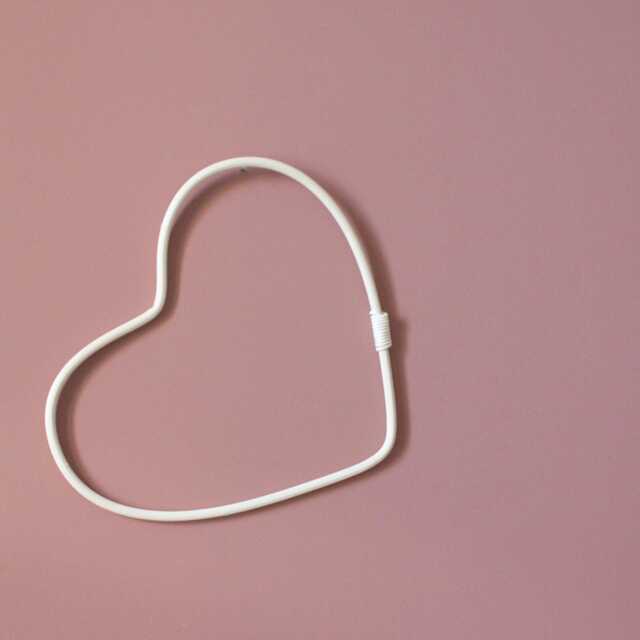Diy Rattan Heart Wall Decoration - Heart-Shaped Circle - image 1