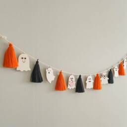 Halloween Ghost Garland, Rustic Halloween, Garland For Mantel, Decor, Party Ideas, Spooky Season, Wall Bunting, Decor V13 - thumbnail 4