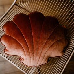"Velvet Shell Pillow ""Copper Pearl" - thumbnail 4