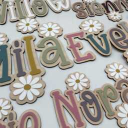Flower Daisy Name Door Sign - Personalised Wooden Acrylic Nursery Decor - thumbnail 4