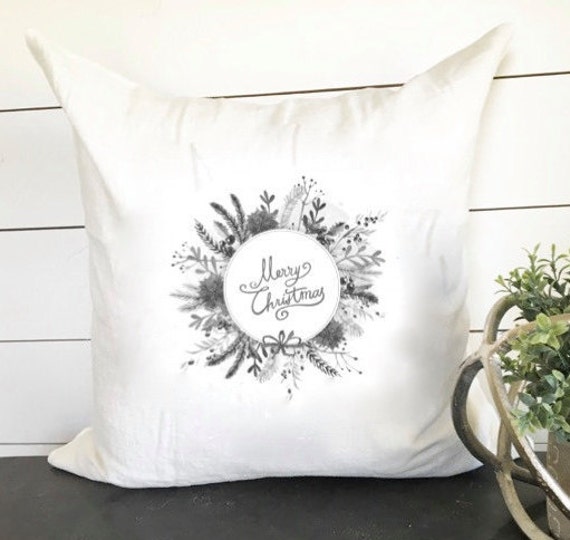 Merry Christmas Wreath Pillow Cover 18 X ///Holiday Accent Throw Gift