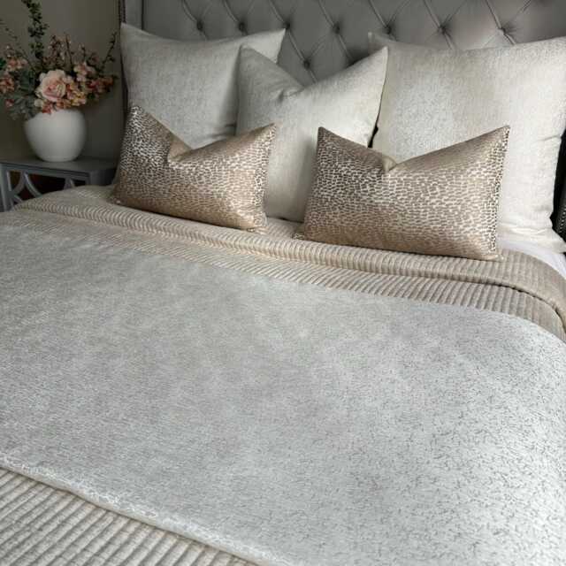 Elegant Ivory Bed Runner Luxury Scarf Throw For Double, King & Super Size Bedding - Bespoke Blake Design - image 1