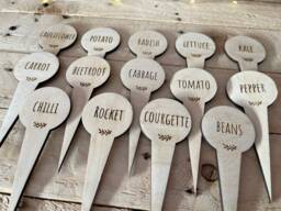 Wooden Vegetable Garden Markers Herb Plant Stakes - thumbnail 1