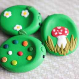 Green Polymer Clay Worry Stone With Anxiety Relief Fidget Buddy - thumbnail 2