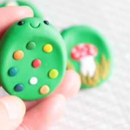 Green Polymer Clay Worry Stone With Anxiety Relief Fidget Buddy - thumbnail 4