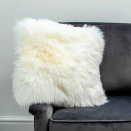 Luxurious Natural White Sheepskin Cushion With Inner - Plush New Zealand Wool 40x40cm Eco-Friendly Packaging - thumbnail 1