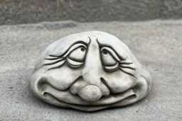 stone Smiling Face Sculpture Funny Garden Ornament Outdoor Funny Cement Art For Outdoor Decor Unique Yard Decoration Halloween Figurine Gift - thumbnail 1