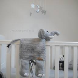 Crochet Elephant Baby Blanket Cuddle & Play Mat - thumbnail 4